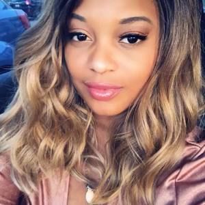 Meet your Posher, Maitta